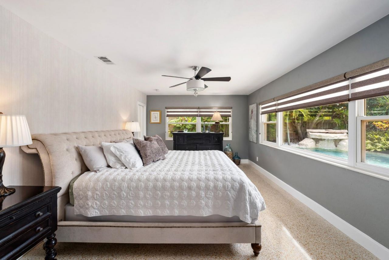 1100 36th Avenue Ne, Saint Petersburg, FL 33704 Photo