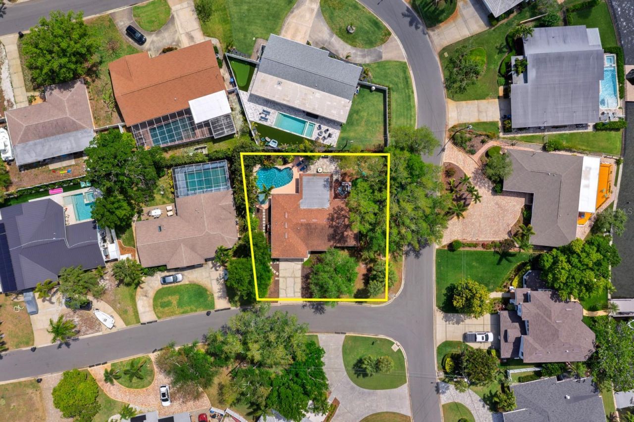 1100 36th Avenue Ne, Saint Petersburg, FL 33704 Photo