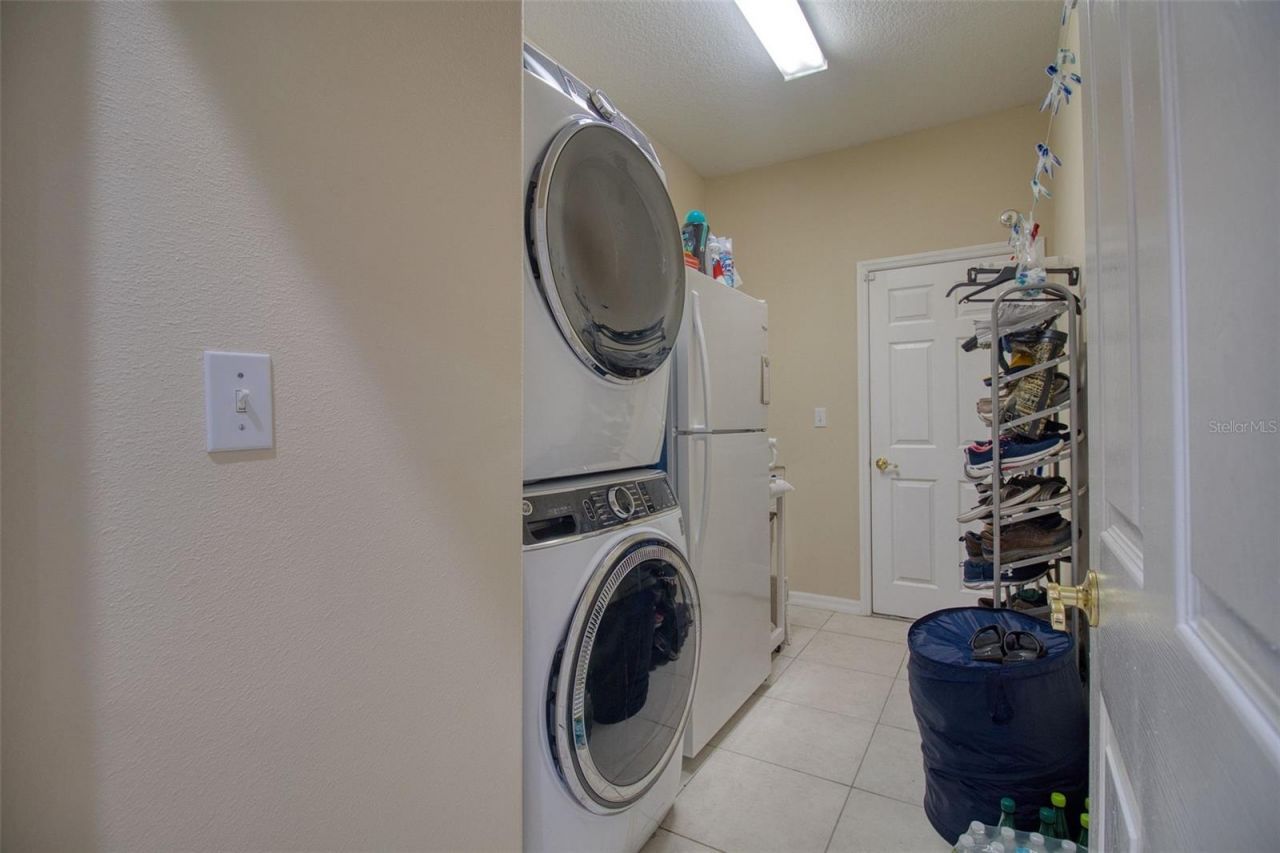 2206 Highland Woods Drive, Dunedin, FL 34698 Photo