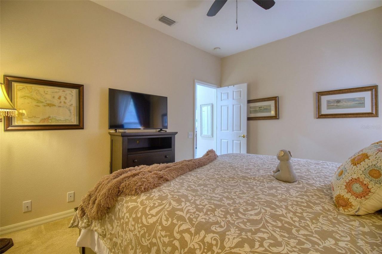 2206 Highland Woods Drive, Dunedin, FL 34698 Photo