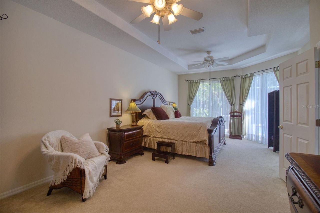 2206 Highland Woods Drive, Dunedin, FL 34698 Photo