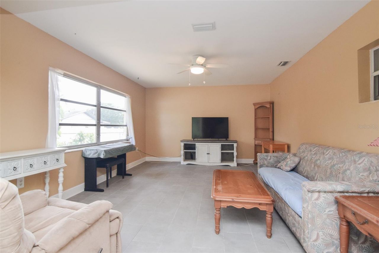 11319 70th Terrace, Seminole, FL 33772 Photo