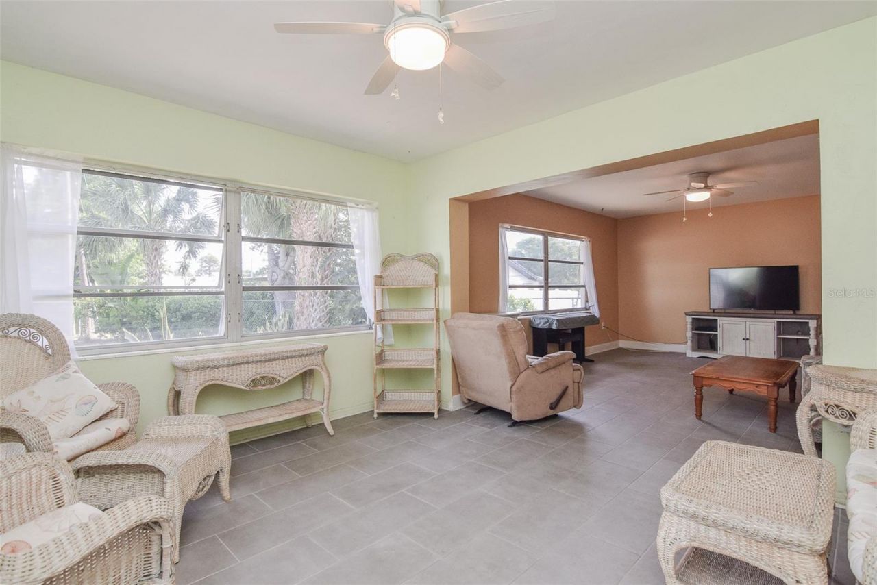 11319 70th Terrace, Seminole, FL 33772 Photo