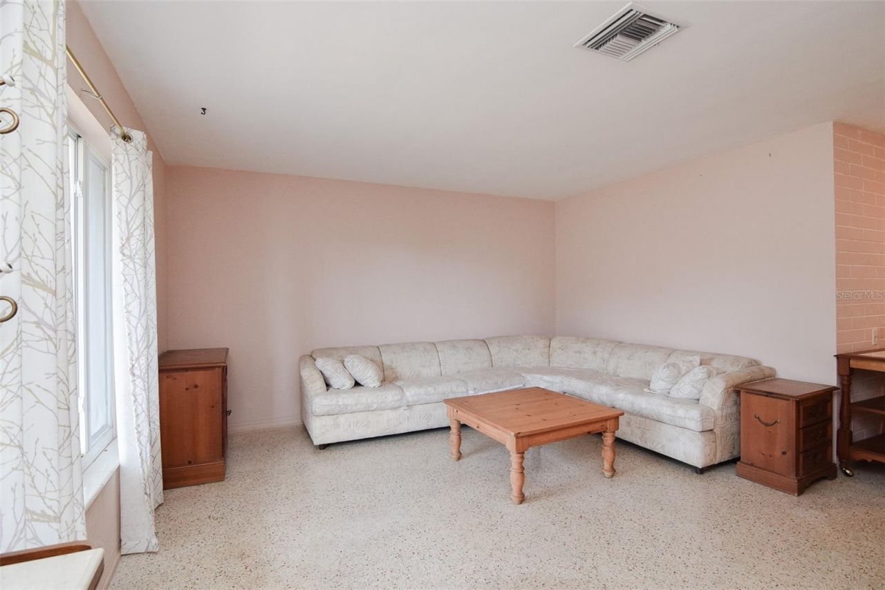 11319 70th Terrace, Seminole, FL 33772 Photo