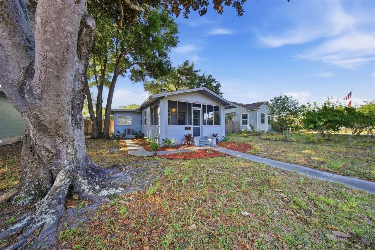 2010 30th Ave North Avenue N, Saint Petersburg, FL 33713 Photo