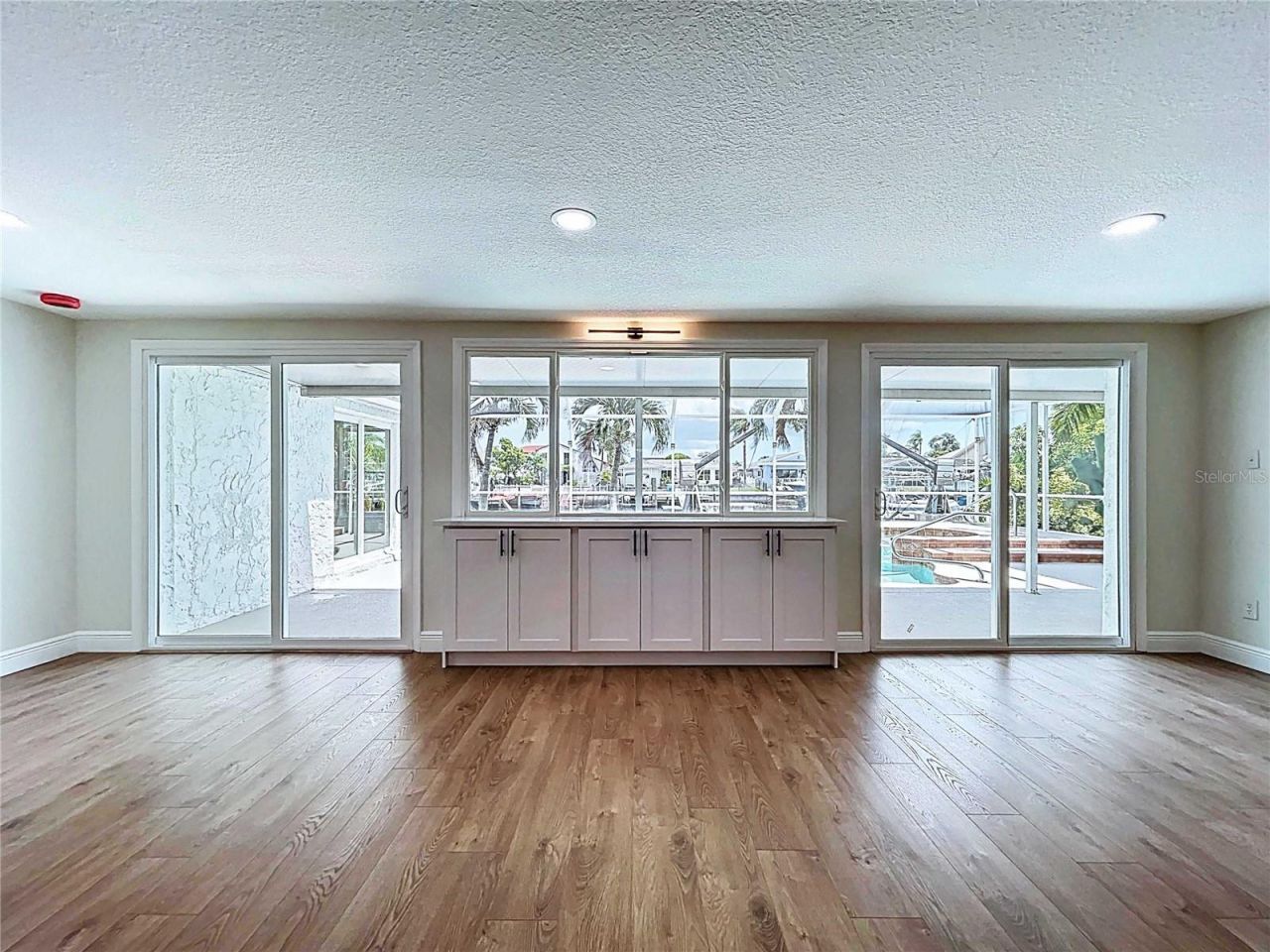 5040 Glenn Drive , New Port Richey, FL 34652 Photo