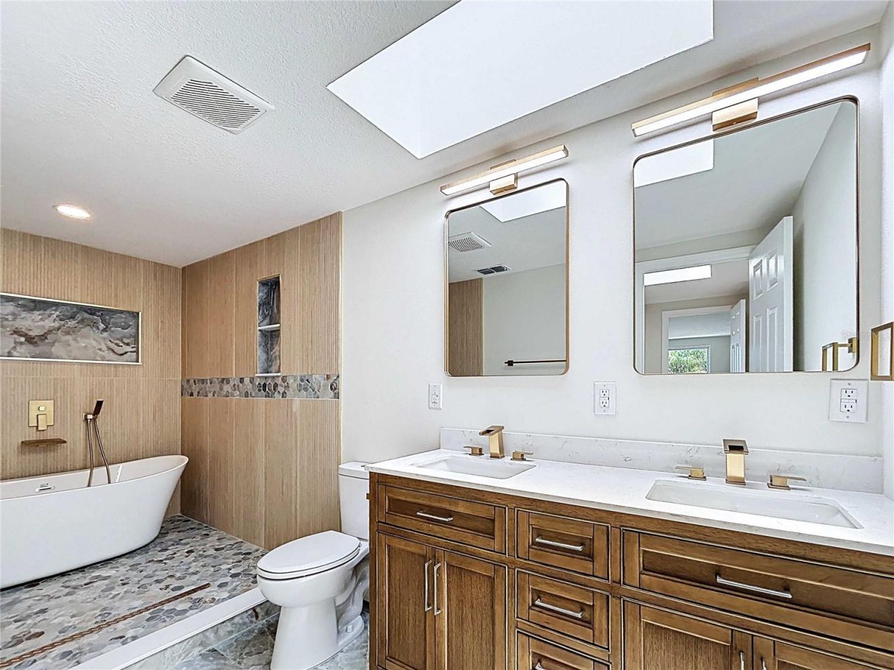 5040 Glenn Drive , New Port Richey, FL 34652 Photo