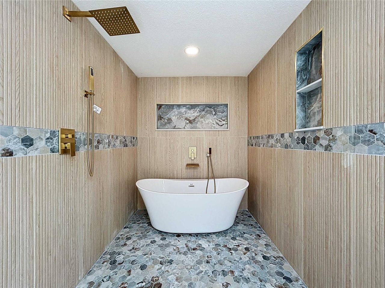 5040 Glenn Drive , New Port Richey, FL 34652 Photo