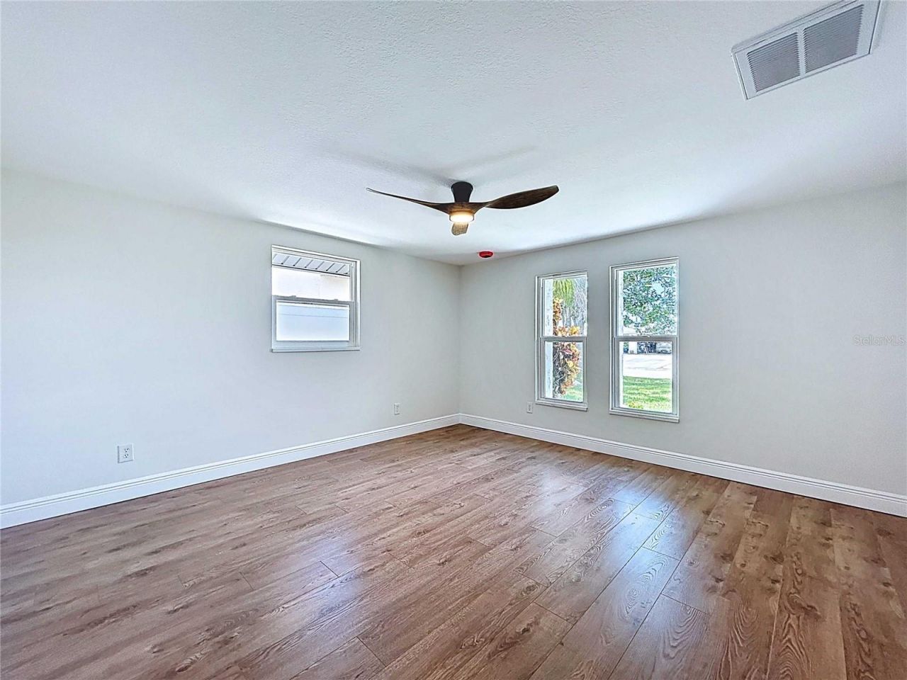 5040 Glenn Drive , New Port Richey, FL 34652 Photo