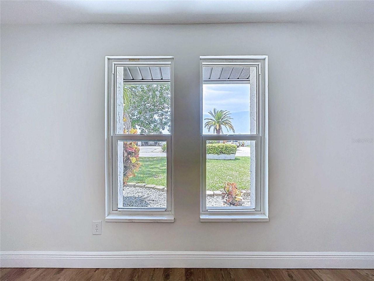 5040 Glenn Drive , New Port Richey, FL 34652 Photo