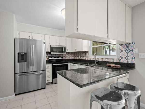 7635 DELEON COURT, TAMPA, FL 33615