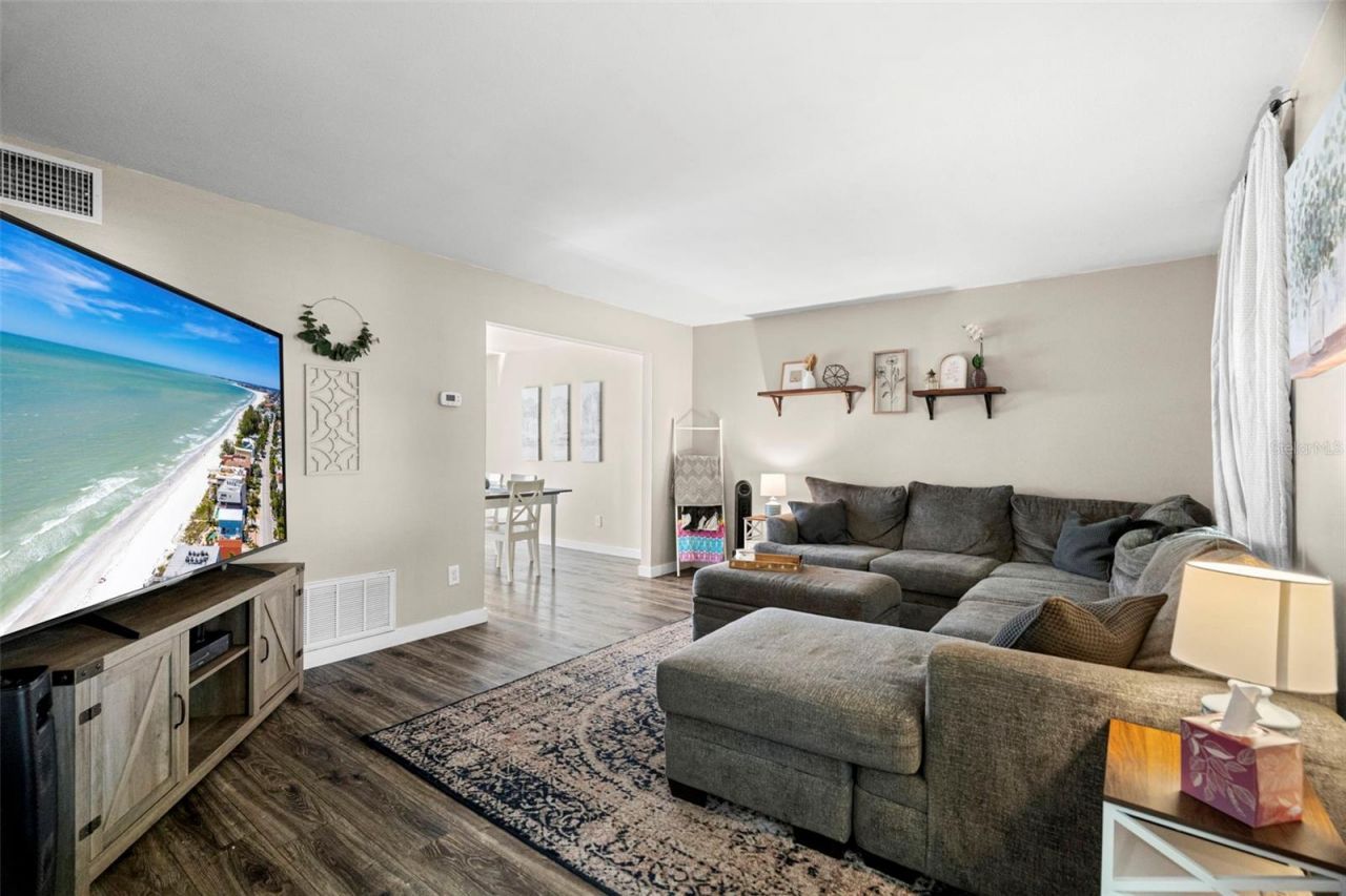 539 Emberwood Drive, Brandon, FL 33511 Photo