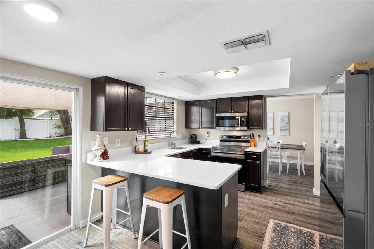 539 Emberwood Drive, Brandon, FL 33511 Photo