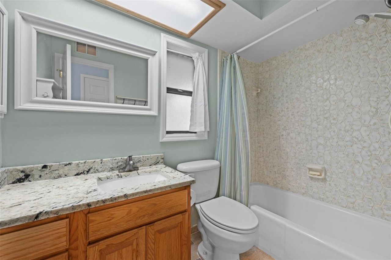 140 Valley Circle, Brandon, FL 33510 Photo