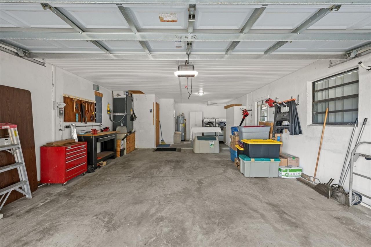 140 Valley Circle, Brandon, FL 33510 Photo