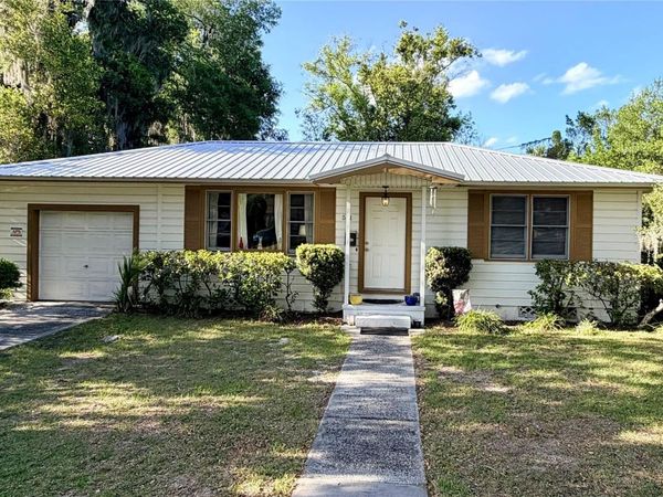 511 E MINNESOTA AVENUE , DELAND, FL 32724