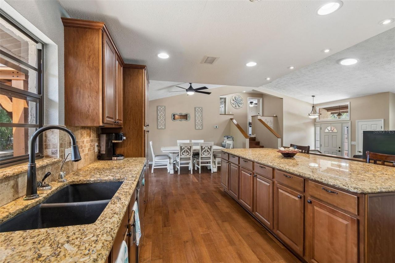 7871 Sycamore Drive, New Port Richey, FL 34654 Photo