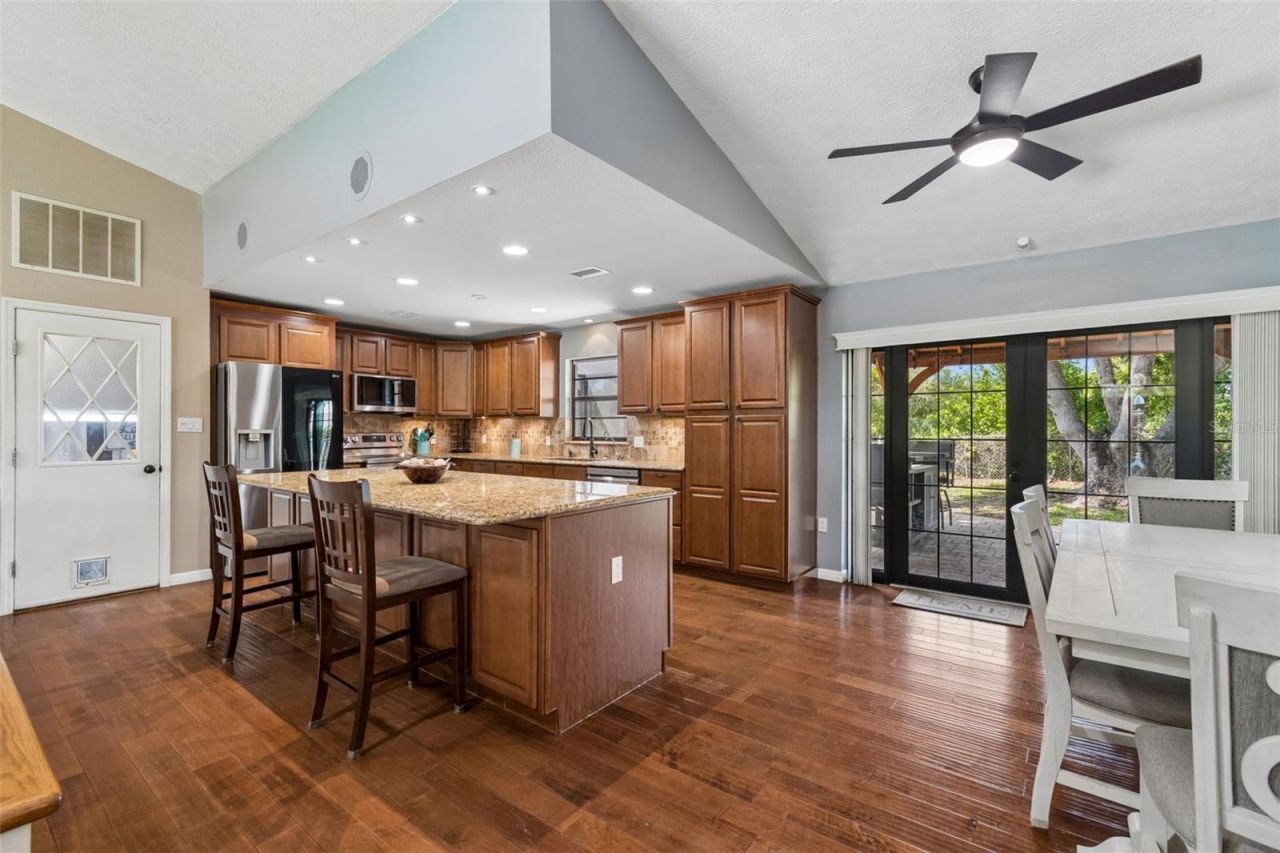 7871 Sycamore Drive, New Port Richey, FL 34654 Photo