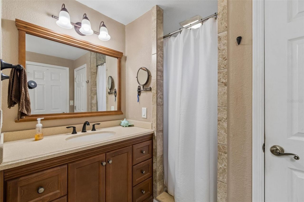 7871 Sycamore Drive, New Port Richey, FL 34654 Photo