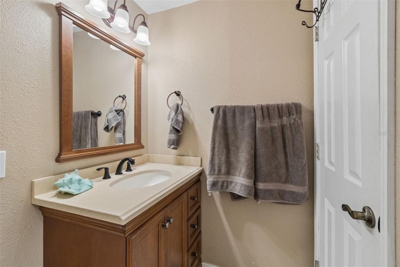 7871 Sycamore Drive, New Port Richey, FL 34654 Photo