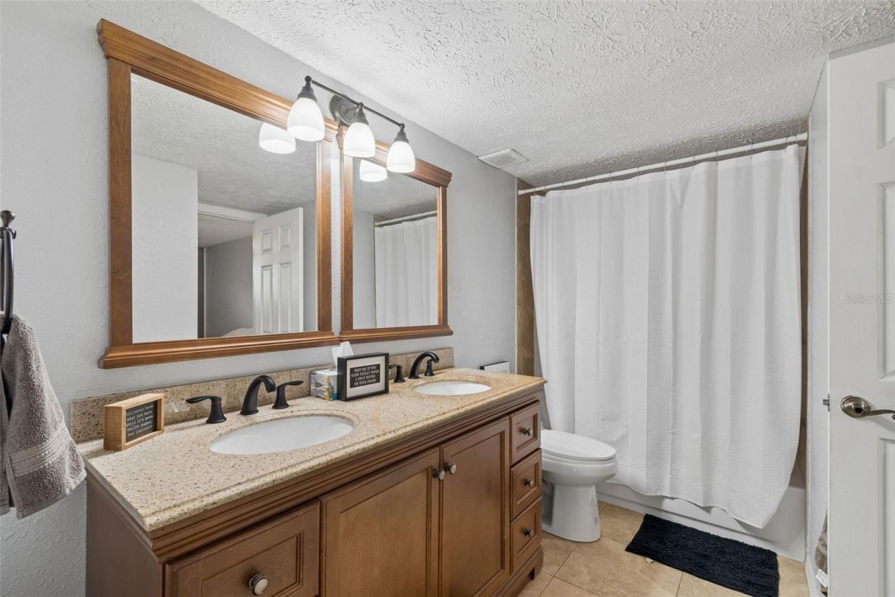 7871 Sycamore Drive, New Port Richey, FL 34654 Photo