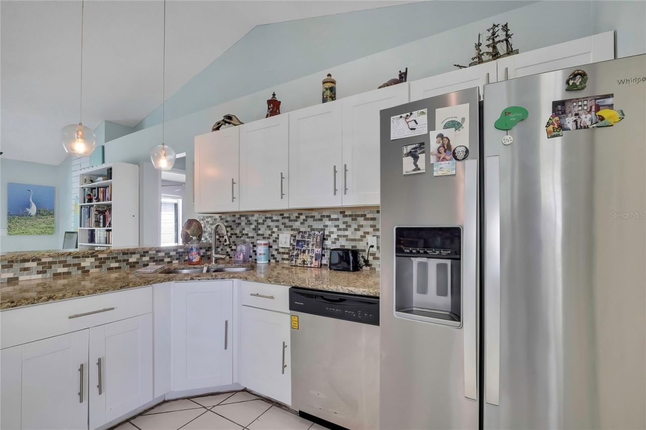 7451 Swan Lake Drive, New Port Richey, FL 34655 Photo