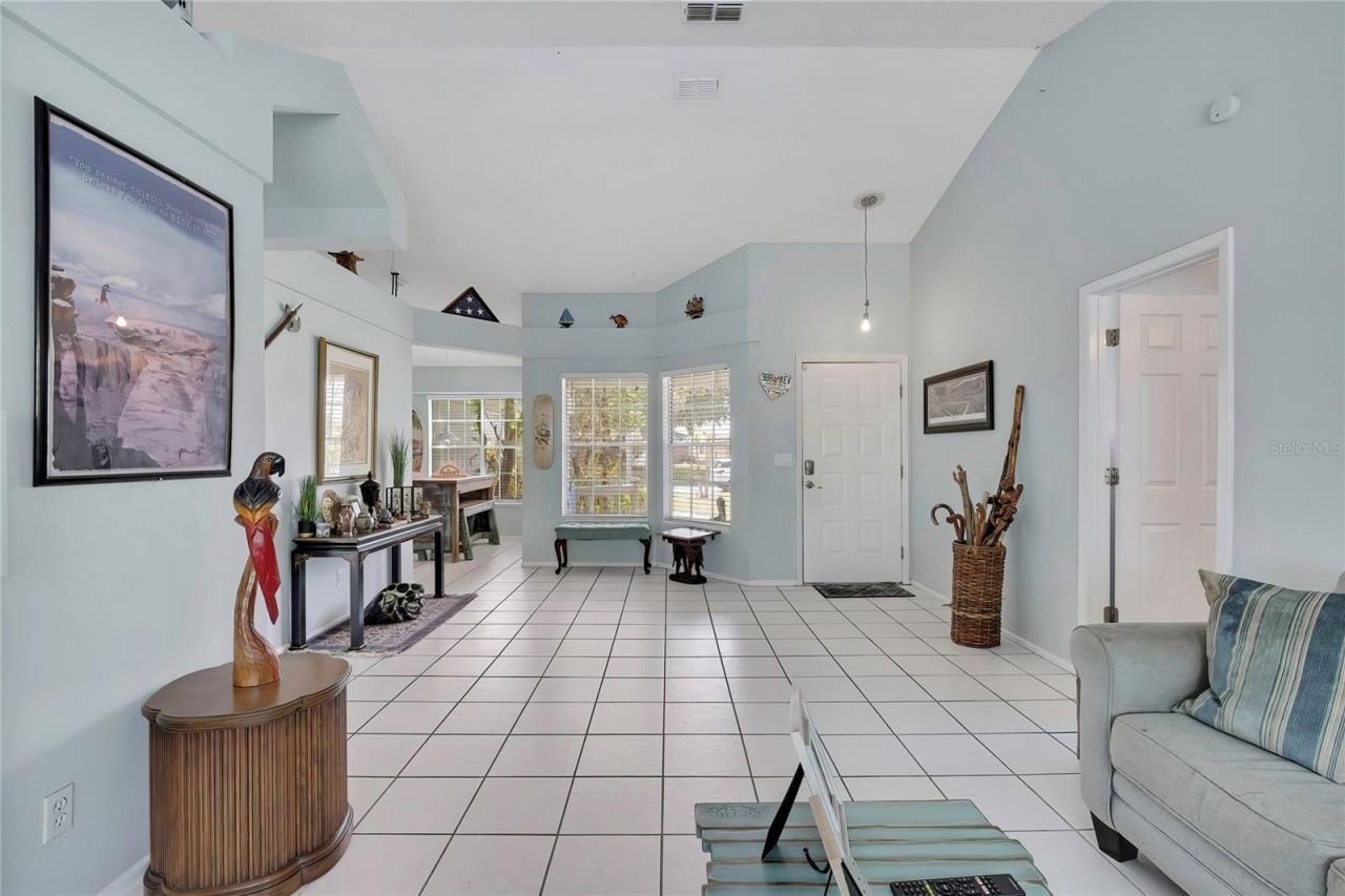 7451 Swan Lake Drive, New Port Richey, FL 34655 Photo