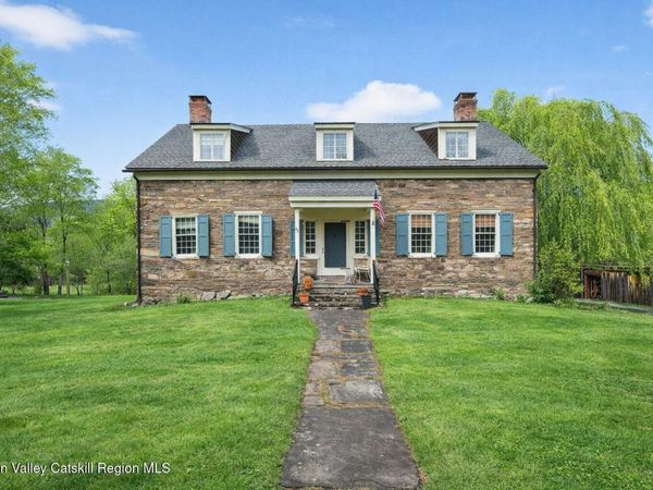 48 Oak Road, Saugerties, NY 12477