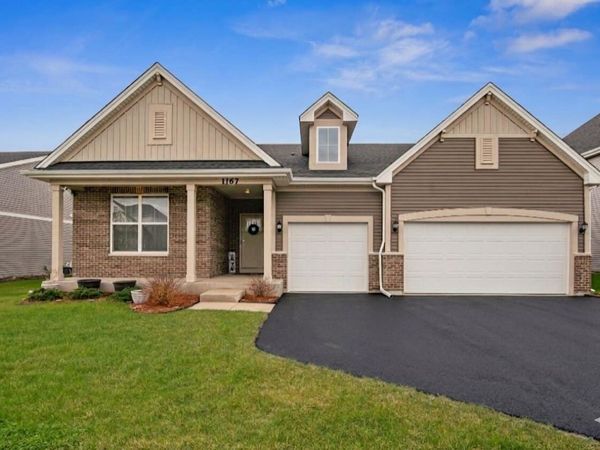 1167 Slade Road, South Elgin, IL 60177