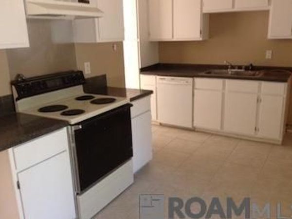 1218 Boreas Dr, Baton Rouge, LA 70816