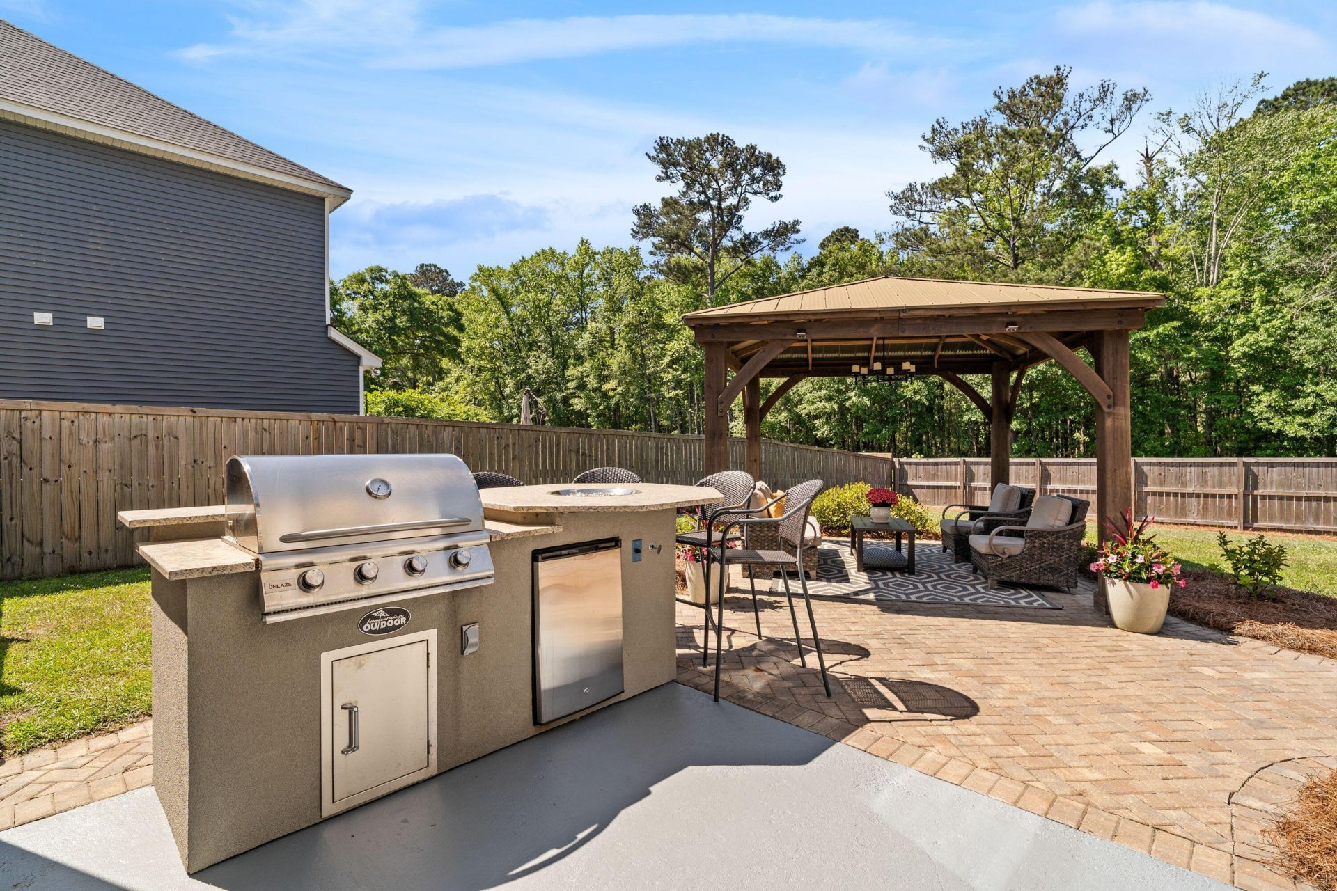 1652 Fishbone Drive Photo 8