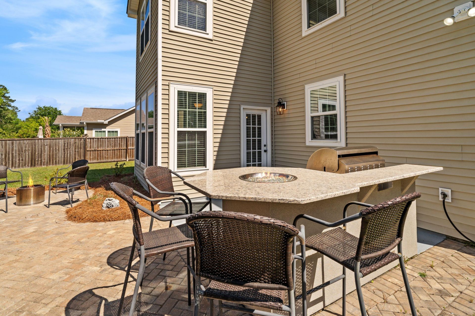 1652 Fishbone Drive Photo 9