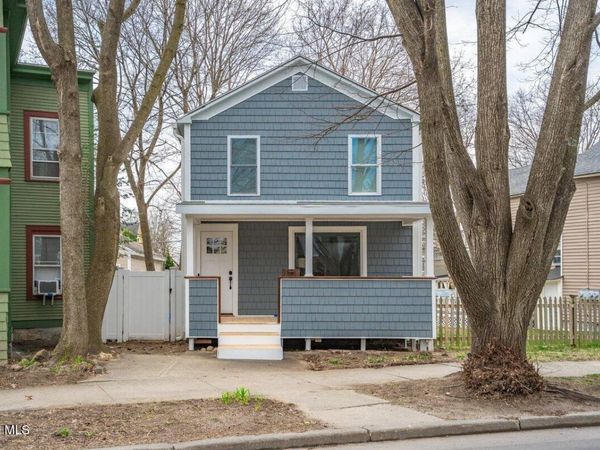 106 Van Dam Street, Saratoga Springs, NY 12866