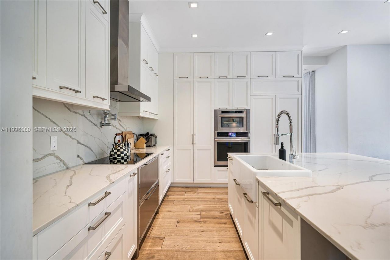 3703 NE 199th St , Aventura, FL 33180 Photo