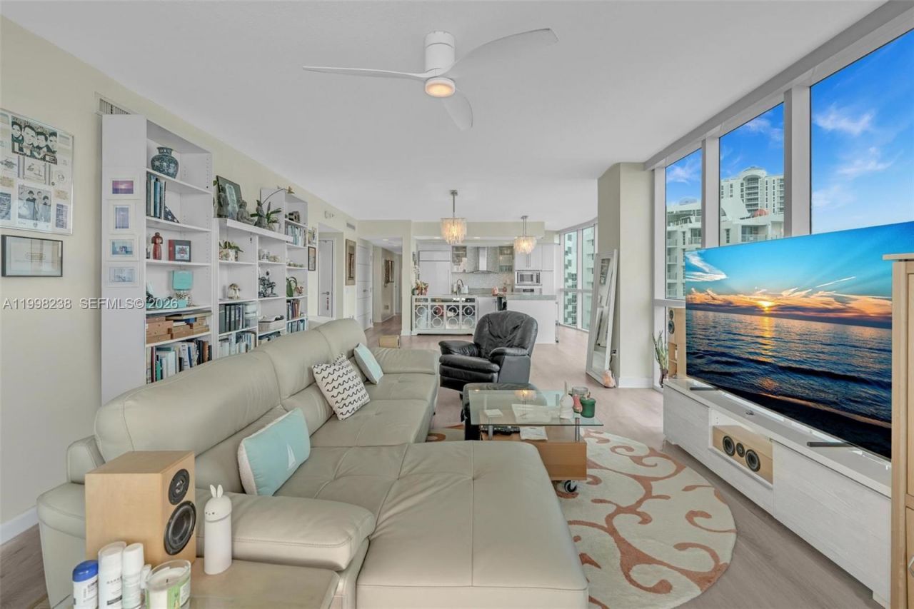 3801 Collins Ave, Unit 806, Miami Beach, FL 33140 Photo