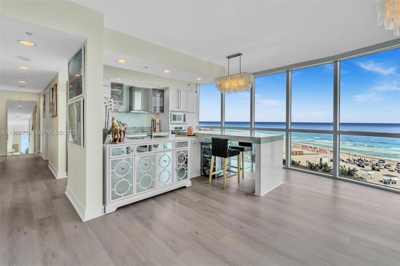 3801 Collins Ave, Unit 806, Miami Beach, FL 33140 Photo