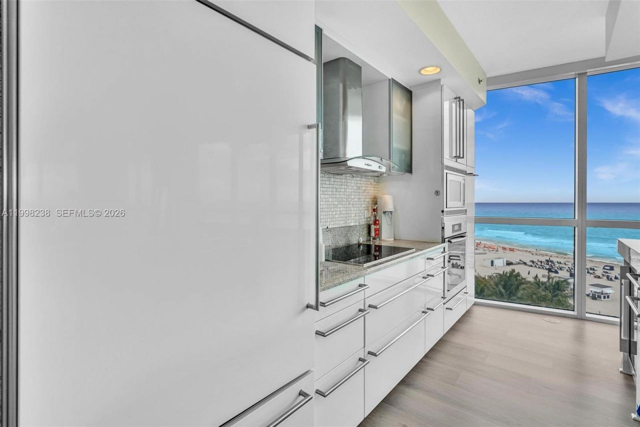 3801 Collins Ave, Unit 806, Miami Beach, FL 33140 Photo