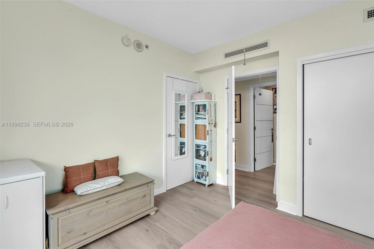 3801 Collins Ave, Unit 806, Miami Beach, FL 33140 Photo