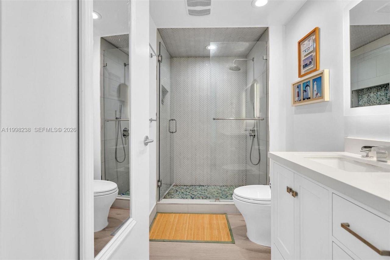 3801 Collins Ave, Unit 806, Miami Beach, FL 33140 Photo