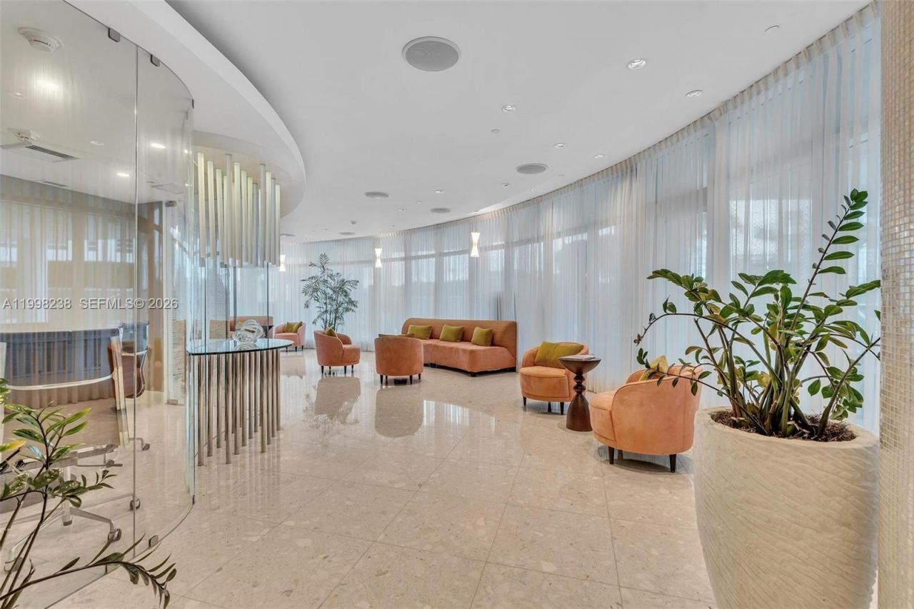 3801 Collins Ave, Unit 806, Miami Beach, FL 33140 Photo