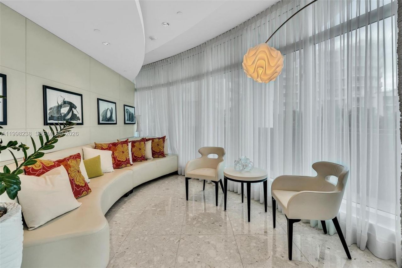 3801 Collins Ave, Unit 806, Miami Beach, FL 33140 Photo