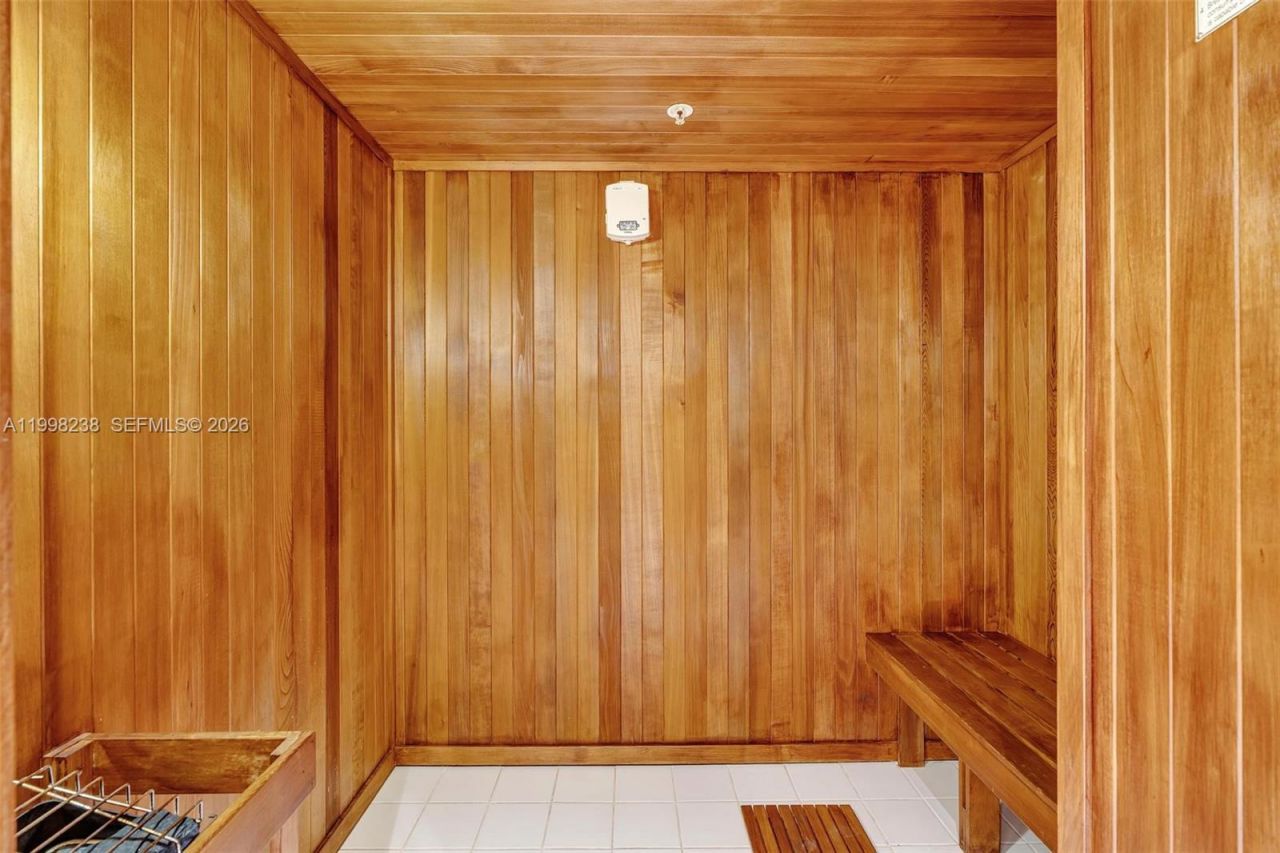 3801 Collins Ave, Unit 806, Miami Beach, FL 33140 Photo