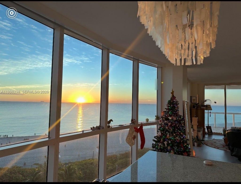 3801 Collins Ave, Unit 806, Miami Beach, FL 33140 Photo