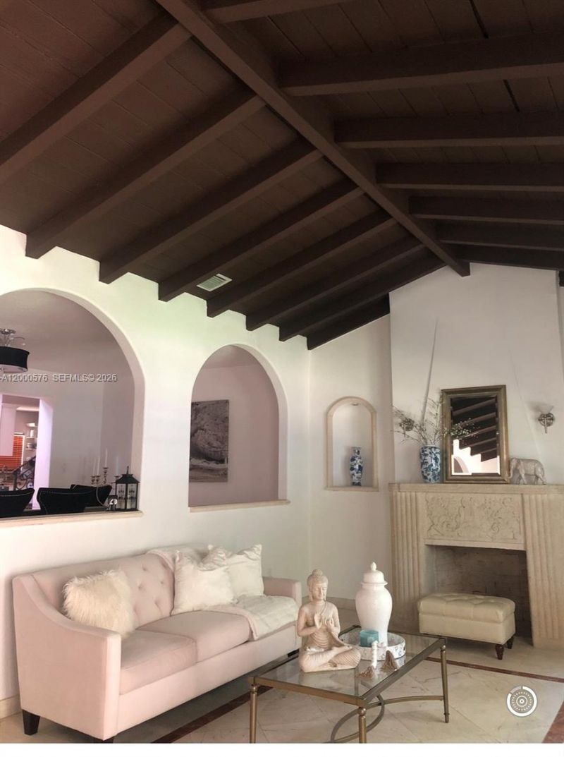 428 SW 28th Rd, Miami, FL 33129 Photo