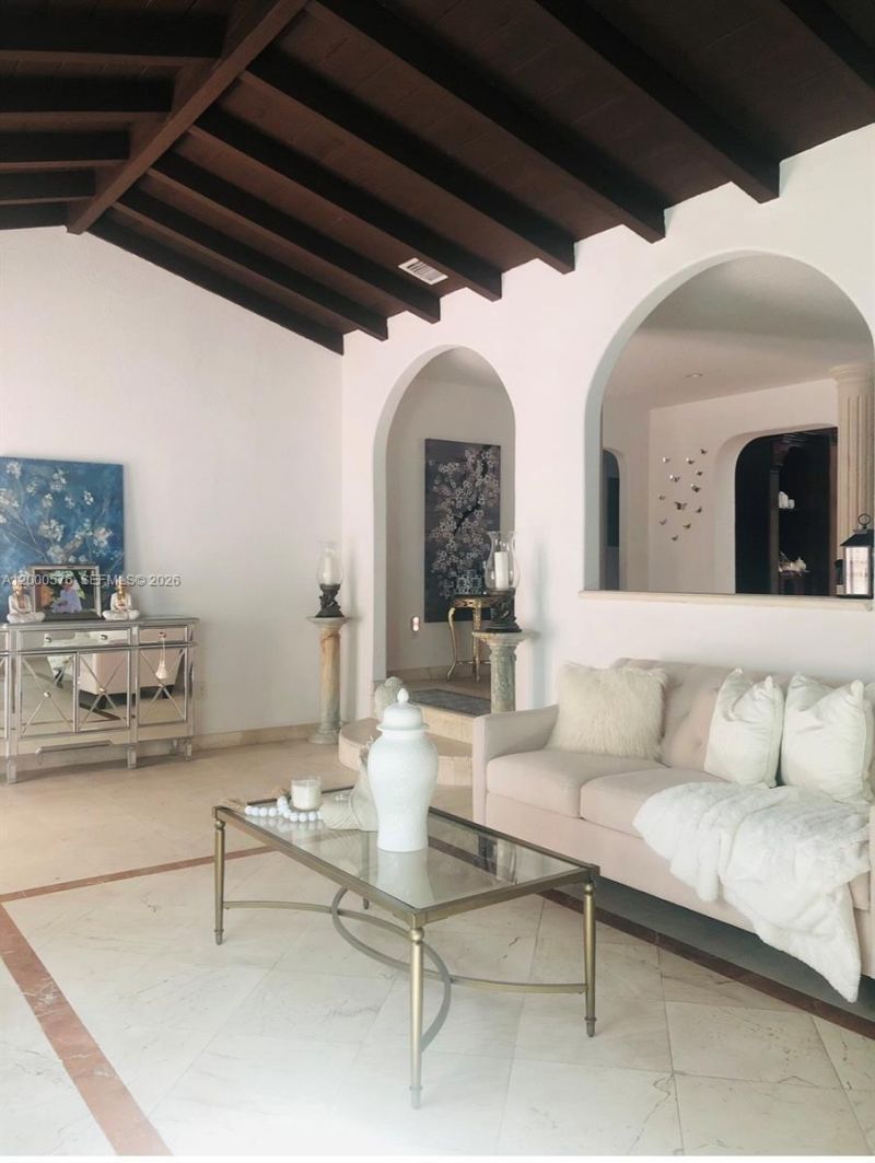 428 SW 28th Rd, Miami, FL 33129 Photo