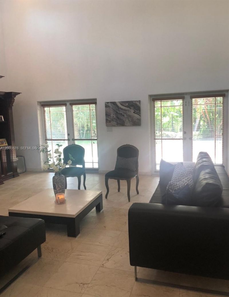 428 SW 28th Rd, Miami, FL 33129 Photo