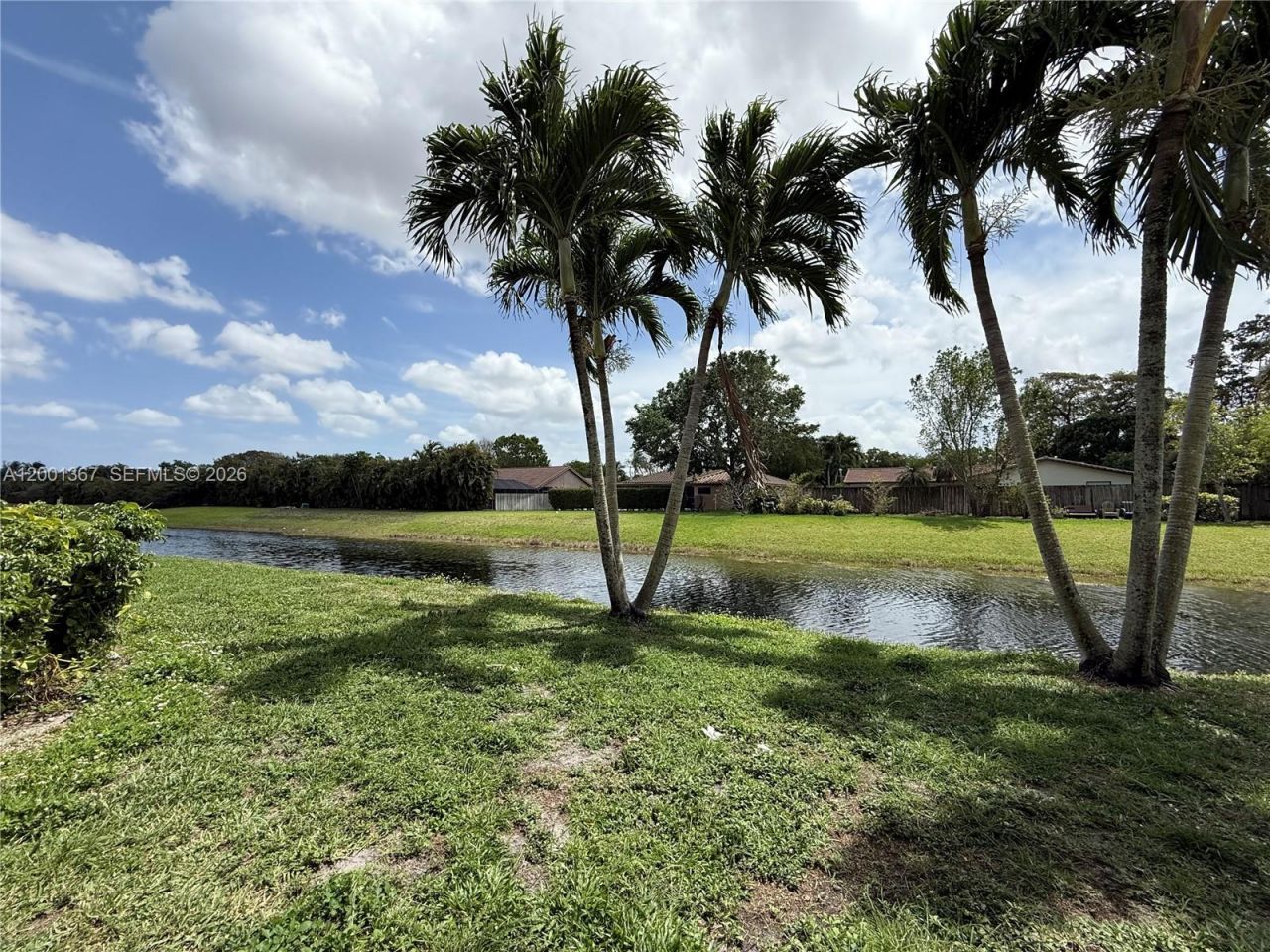 11120 Royal Palm Blvd, Unit 4-10, Coral Springs, FL 33065 Photo