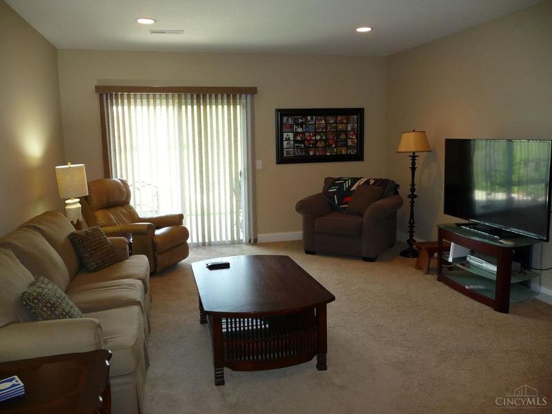 7001 Aspen Point Court, Unit 27A, Green Township, OH 45247 Photo 16