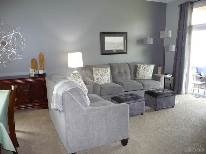 7001 Aspen Point Court, Unit 27A, Green Township, OH 45247 Photo 2