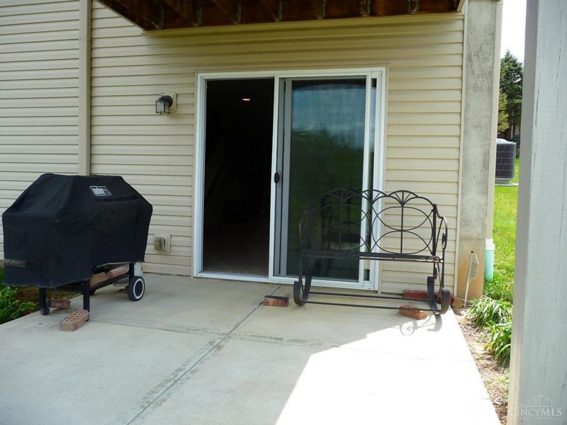 7001 Aspen Point Court, Unit 27A, Green Township, OH 45247 Photo 25